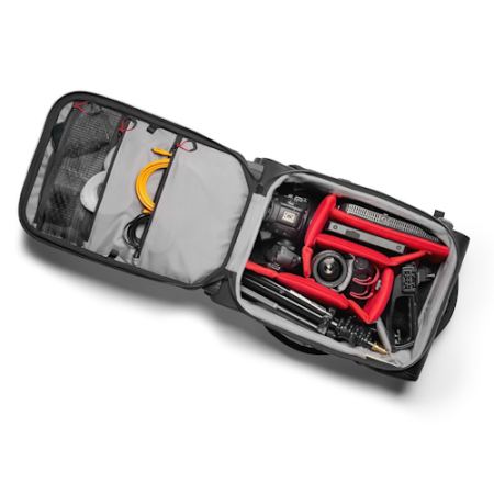 Manfrotto MB PL-RL-A55 - walizka, plecak fotograficzny na kółkach, Pro Light Reloader Air 55 - przykład użycia